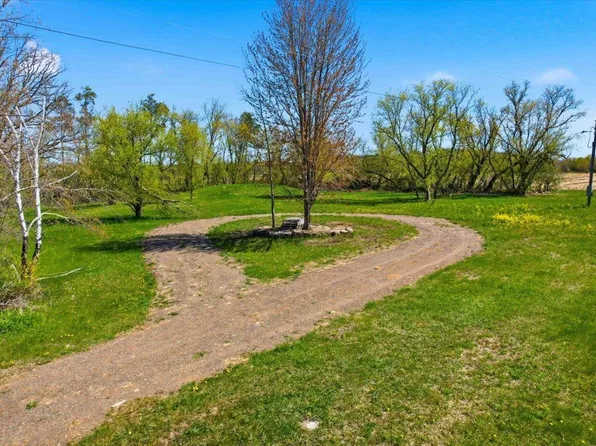 2052 Olympic St, Mora, MN 55051