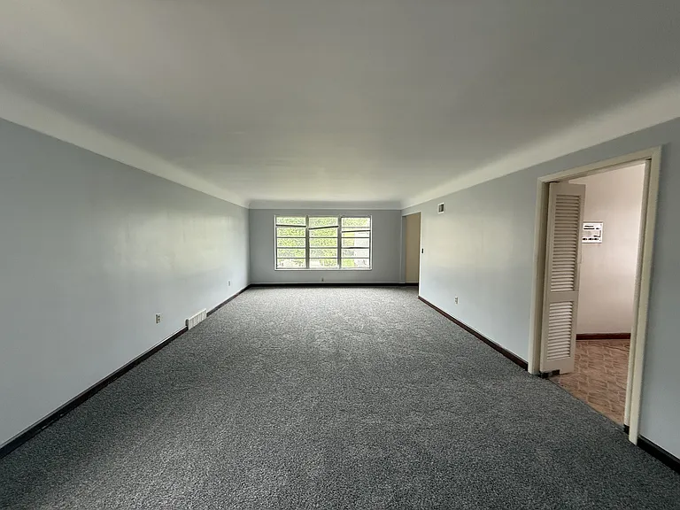 1111 Elm Park Dr — Photo 25