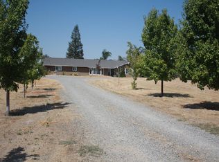 15334 Monreal Rd, Madera, CA 93636