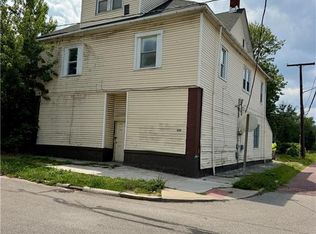 3654 E 53rd St APT 3, Cleveland, OH 44105