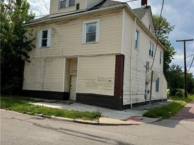 3654 E 53rd St, Cleveland, OH