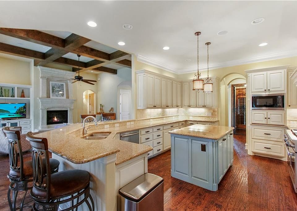 1st image of 9362 Marbella Dr