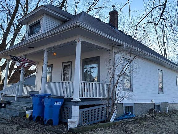 5th image of 207 7th St