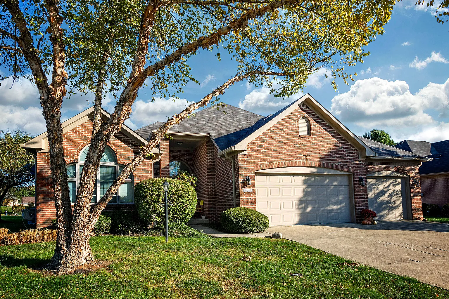 104 Augusta Dr photo 1