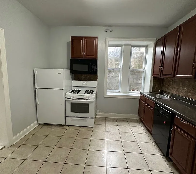 422 - OM 422-426 5th Street LLC