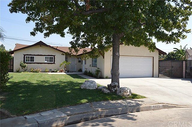 1st image of 1422 Sandsprings Dr