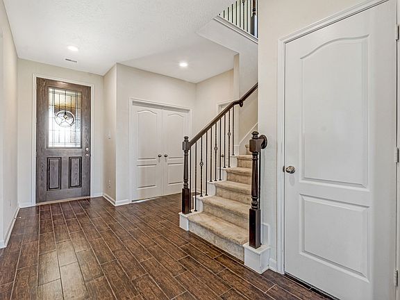 3rd image of 3909 Waterworth Way