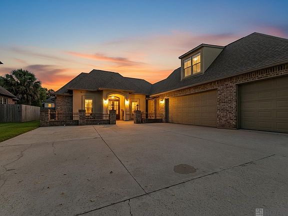 2nd image of 37276 Renaissance Dr