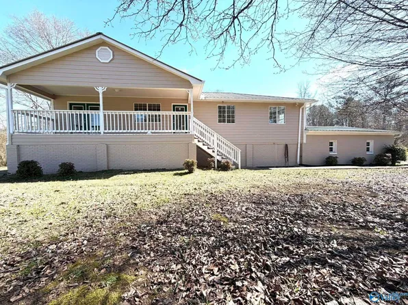 672 County Road 369, Crossville, AL 35962