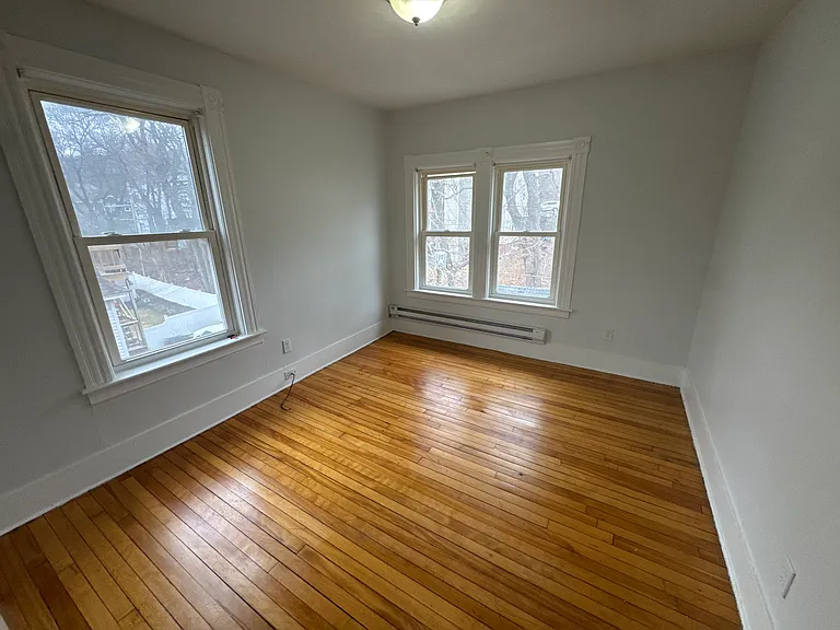 44 Uxbridge St #3 — Photo 7