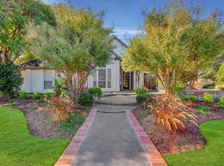 205 Oakmont Dr, Trophy Club, TX 76262