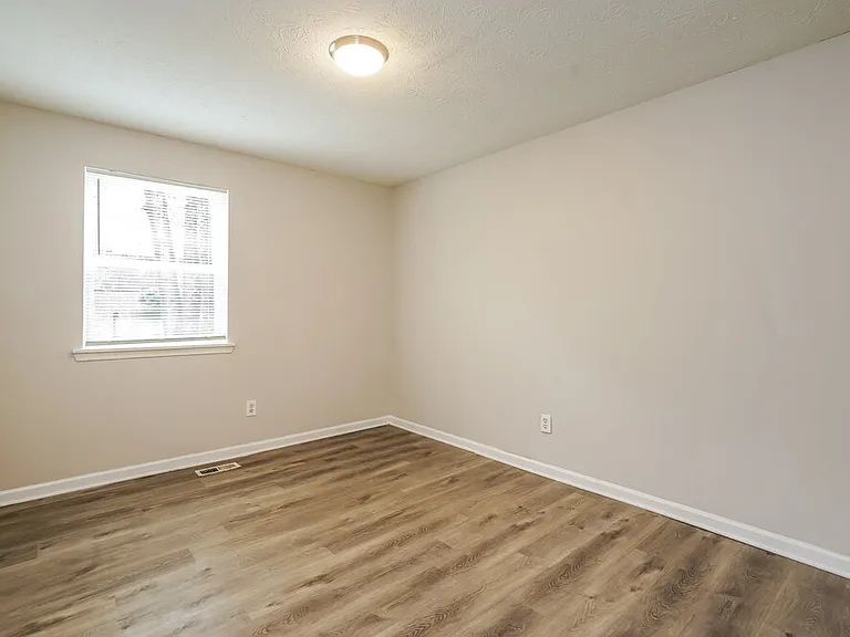 2873 Melanie Ln — Photo 14