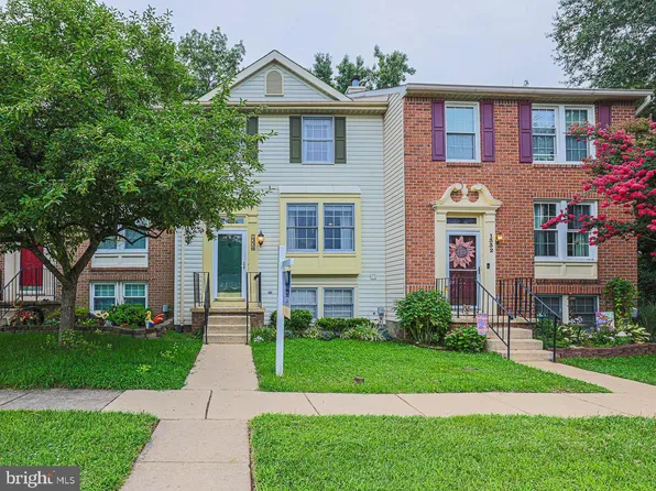 1334 Hollow Glen Ct, Baltimore, MD 21226