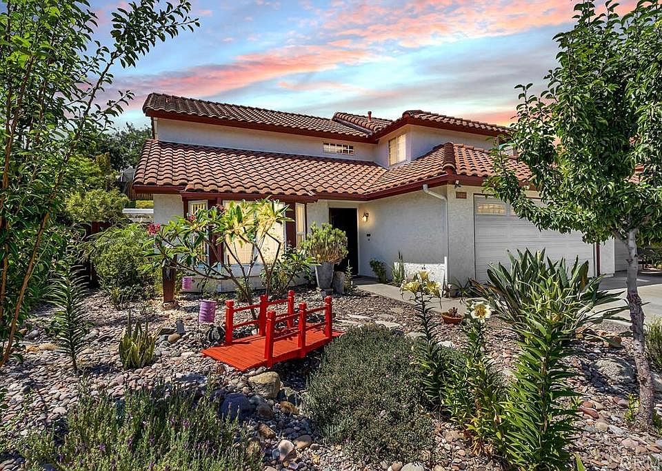 1st image of 1719 Las Palmas Ln