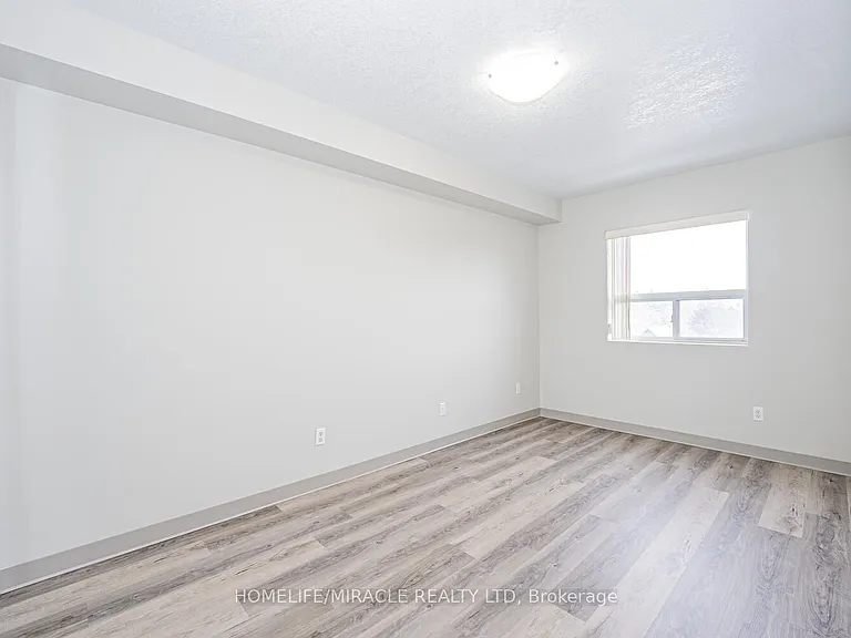 274 Erb St W #610 — Photo 12