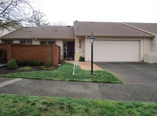 10120 SW Summerfield Dr, Tigard, OR 97224