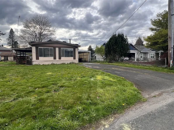 215 Cowlitz Drive, Kelso, WA 98626
