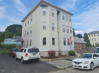 10 Creston St, Worcester, MA 01604