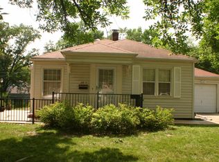 2039 SW Webster Ave, Topeka, KS 66604