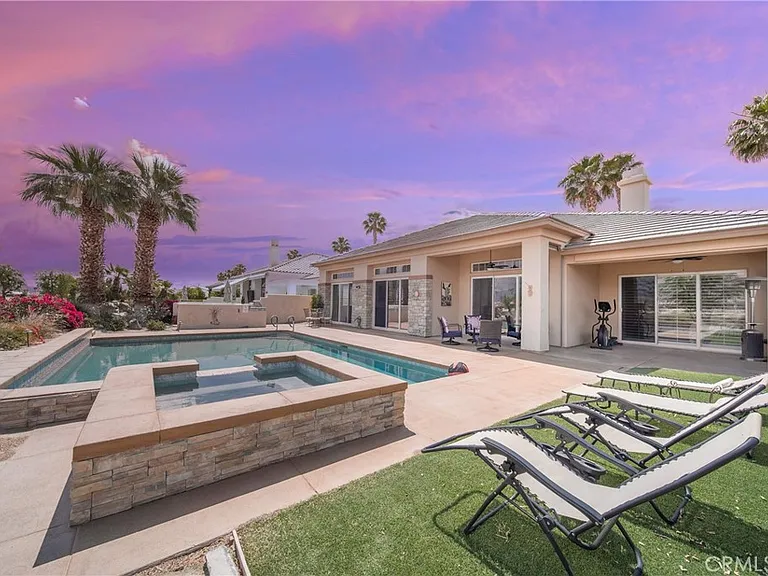 81620 Tiburon Dr — Photo 1