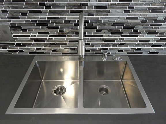 Kitchen Sink 10 Inch Deep