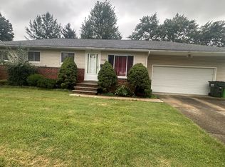 23660 Comstock Rd, Bedford Heights, OH 44146