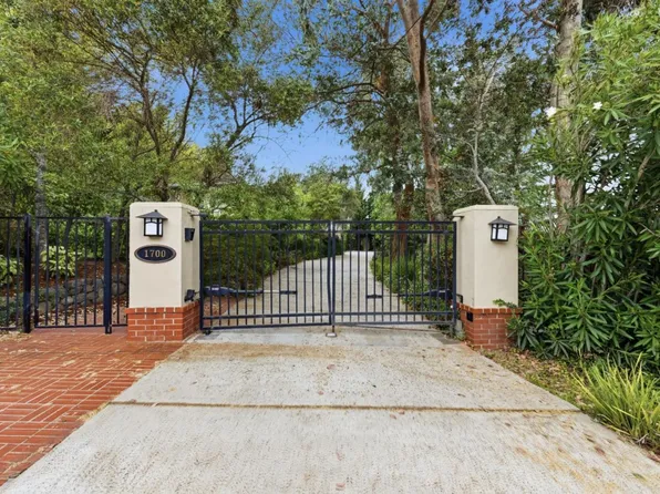 1700 Pine Knoll Dr, Belmont, CA 94002