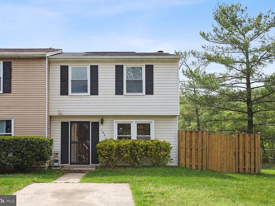 1st image of 1651 Forest Park Dr