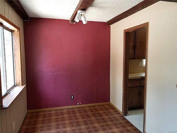 3rd image of 1005 Anita Ave