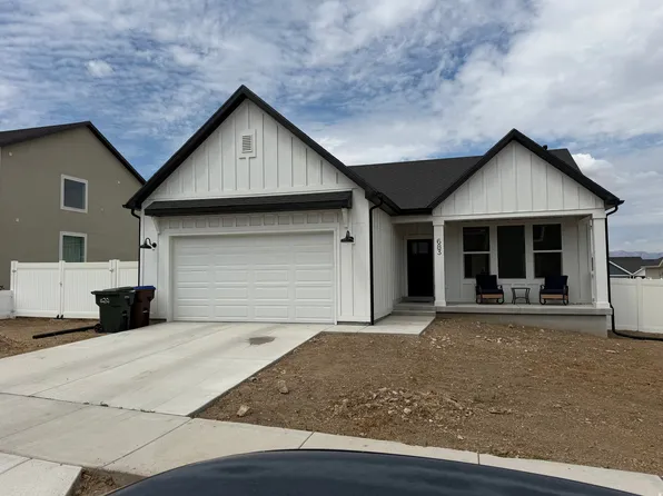 683 N Eastcrest Ave, Tooele, UT 84074