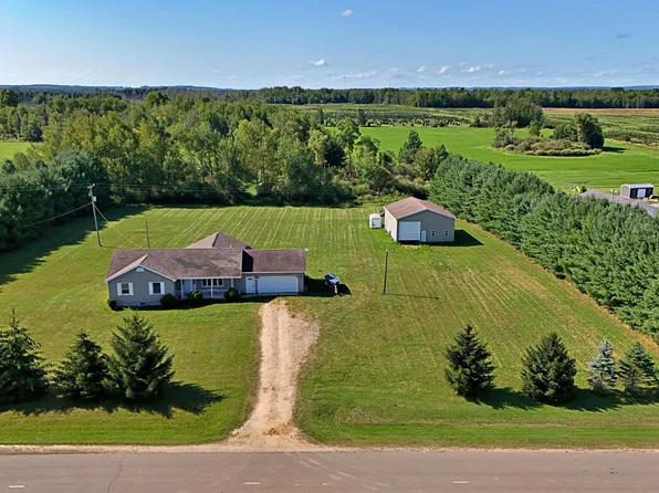 6401 W Kelly Rd, Lake City, MI 49651