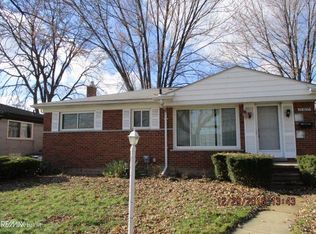 25625 Huron St, Roseville, MI