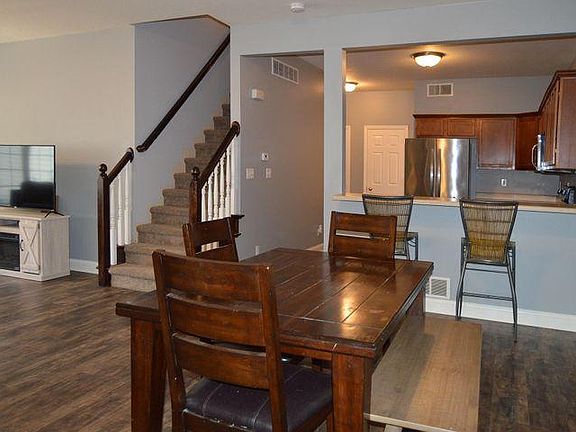 4th image of 3716 Ashton Dr