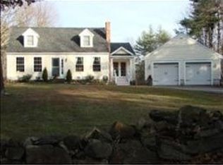 16 Blueberry Hill Rd, Raymond, NH 03077