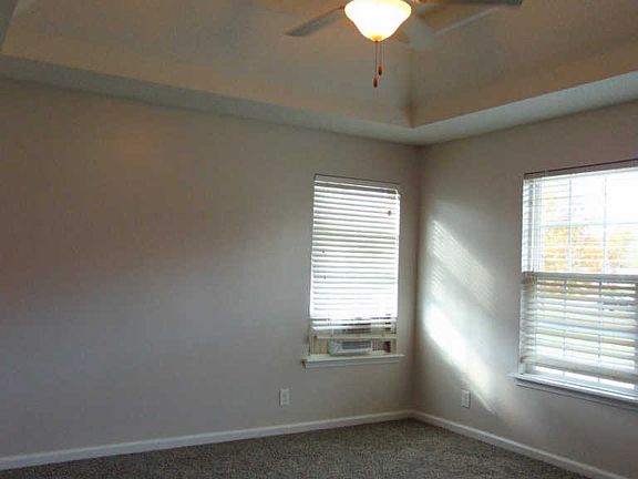 5th image of 1382 Scrub Oak Dr