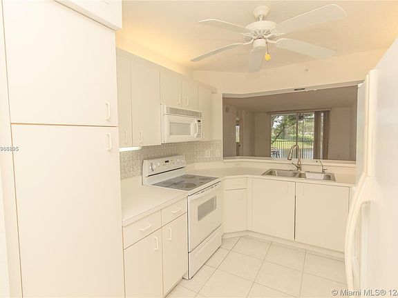 2nd image of 9539 Weldon Cir APT F211