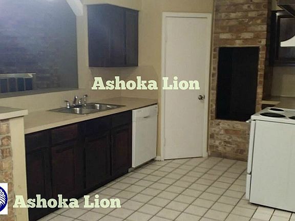 3rd image of 16310 Forest Way Dr