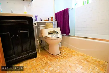 Rented by ZealEstate Group Inc