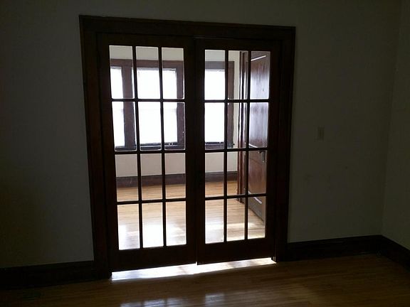 5th image of 2016 E Franklin Ave APT 2