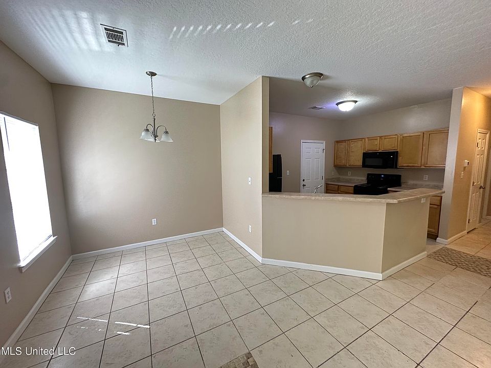 6228 E Oktibbeha St, Bay Saint Louis, MS 39520 Zillow