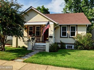1029 19th St S, Arlington, VA 22202