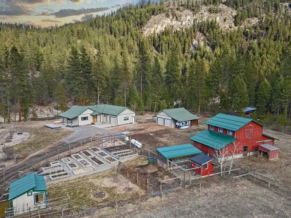 40 First Thought Loop, Kettle Falls, WA 99141