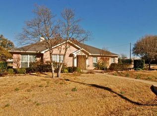 3907 View Point Dr, Granbury, TX 76048