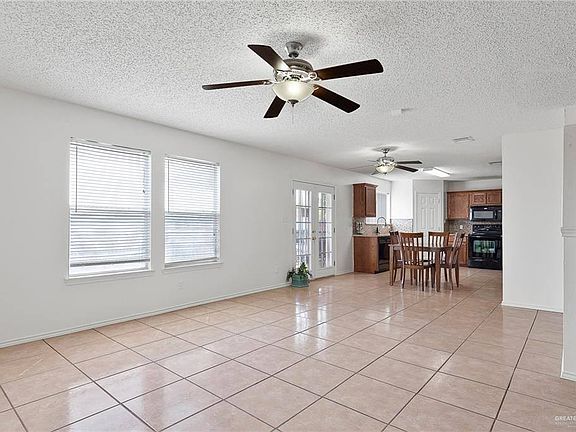 3rd image of 9414 N 29th Ln