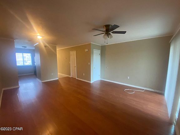 3rd image of 6101 Harvey St #1
