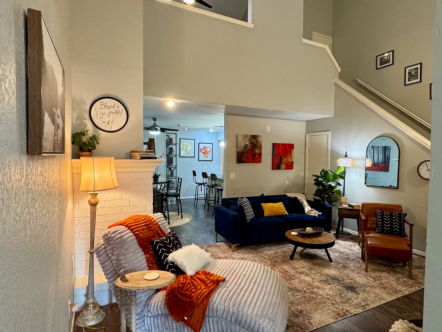 2902 Village Cir — Photo 2