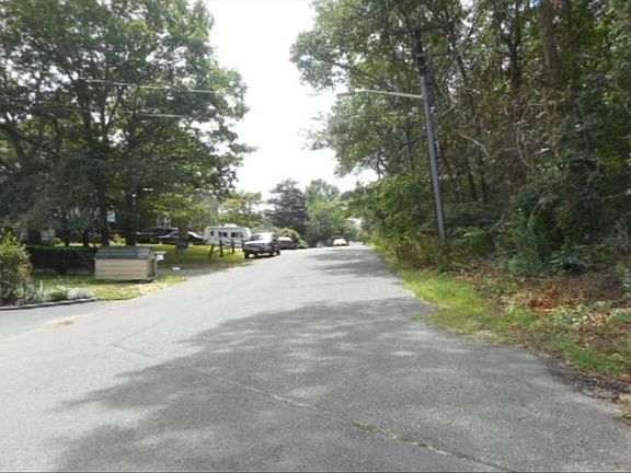 4th image of 508 Puritan Dr