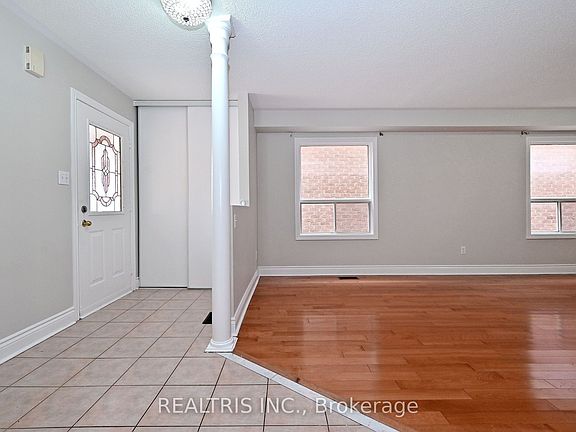 4th image of 101 Booth Cres