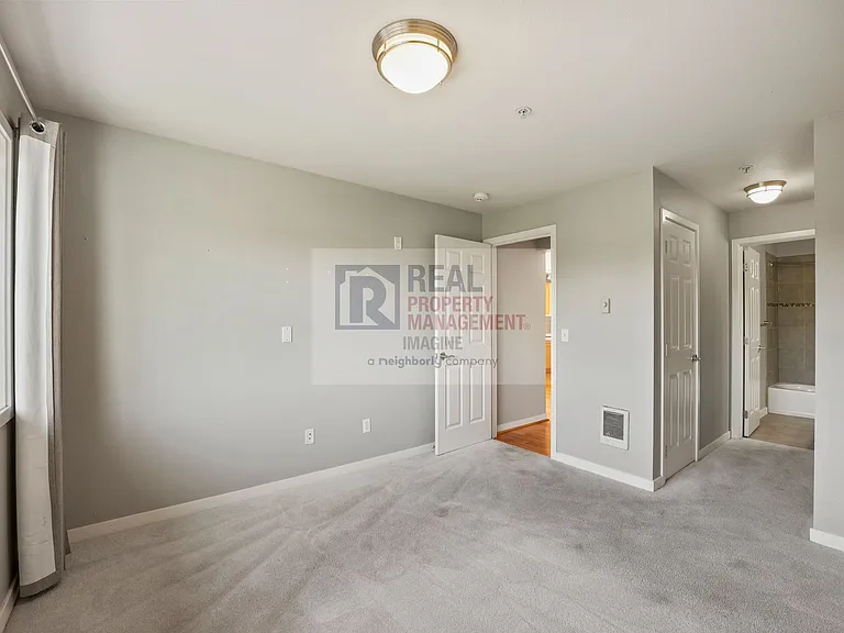 13207 97th Ave E #301 — Photo 16