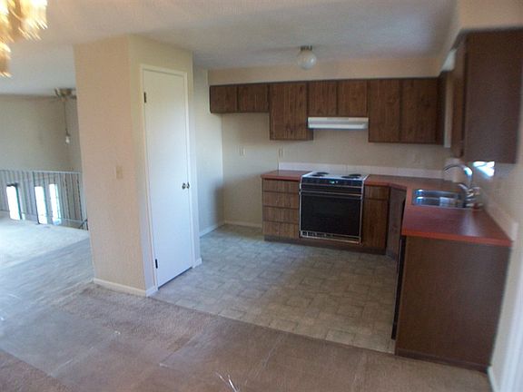 5th image of 26816 E Sanson Ave